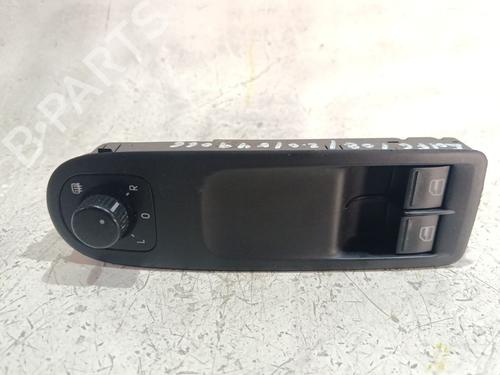 Used Left front window switch Left front window switch VW GOLF VI (5K1) 2.0 TDI (110 hp) 40038550 40038550