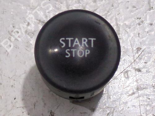 Used Switch RENAULT SCÉNIC II (JM0/1_) 1.9 dCi (JM0G, JM12, JM1G, JM2C) (120 hp) 32018956