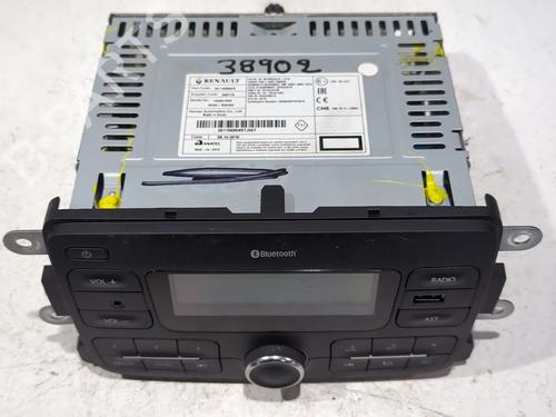 Used Radio DACIA LOGAN MCV II 1.5 Blue dCi 95 (K8JL) (95 hp) 23927303
