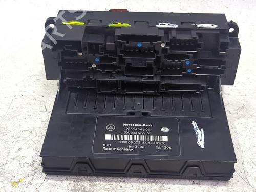 Used Fuse box Fuse box MERCEDES-BENZ C-CLASS Coupe (CL203) C 220 CDI (203.708) (150 hp) 39951092 39951092
