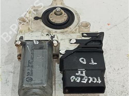 Used Right rear window motor SEAT TOLEDO II (1M2) 1.9 TDI (110 hp) 23913136