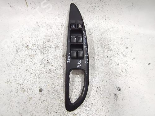 Venstre fortil elrude kontakt NISSAN PRIMERA Hatchback (P11) 1.8 16V (114 hp) 30934543