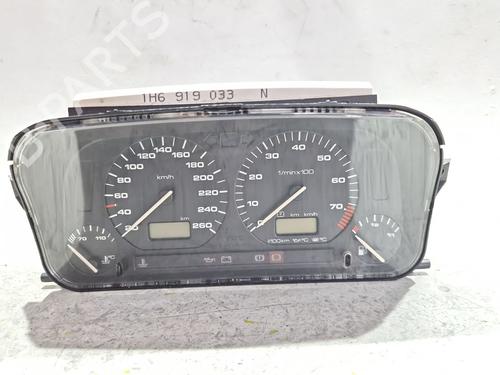 Used Instrument cluster VW GOLF III (1H1) 2.0 (115 hp) 29885090