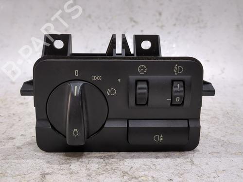 Commande de phare BMW 3 (E46) 320 d (136 hp) 33161651