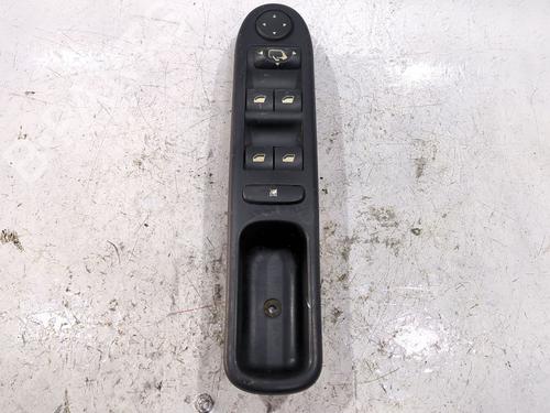 Used Left front window switch Left front window switch PEUGEOT 307 Break (3E) 1.6 HDi 110 (109 hp) 34624229 34624229