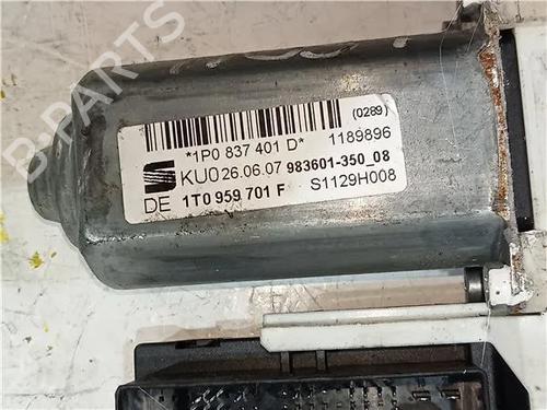 Left front window motor SEAT LEON (1P1) 2.0 TDI 16V | BP23913152E21