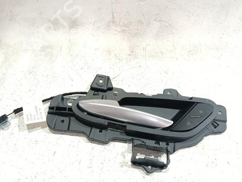 front-left-interior-door-handle-alfa-romeo-stelvio-949_-2016-38703067 main image