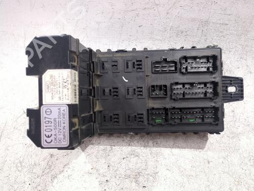 Used Fuse box HYUNDAI SANTA FÉ I (SM) 2.0 CRDi (113 hp) 30527814
