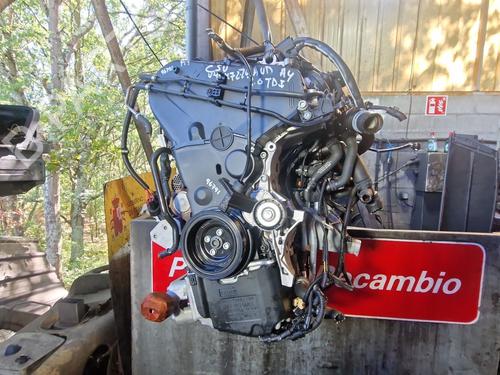 Used Engine Engine AUDI A4 B8 Avant (8K5) 2.0 TDI (150 hp) 39687990 39687990