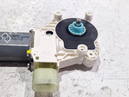 Used Right front window motor BMW 5 (F10) 530 d (258 hp) 30534448