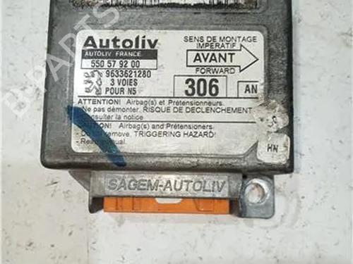 Used ECU airbags PEUGEOT 306 (7B, N3, N5) 1.9 SLD (68 hp) 23931586