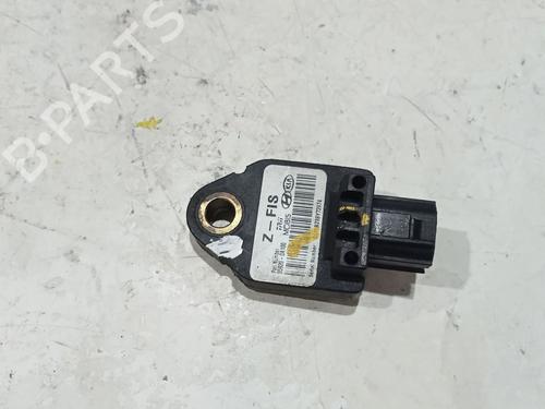Used Electronic module HYUNDAI i30 (FD) 1.6 CRDi (128 hp) 27452087
