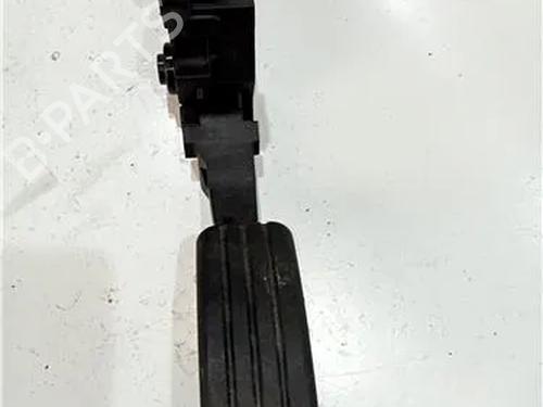 Used Pedal RENAULT MEGANE III Hatchback (BZ0/1_, B3_) 1.5 dCi (86 hp) 23909427