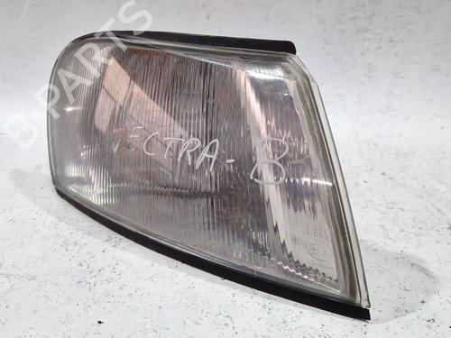 Used Right front indicator OPEL VECTRA B Hatchback (J96) 1.6 i 16V (F68) (101 hp) 29994521