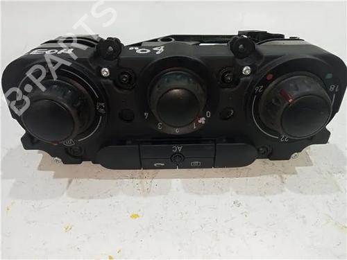 AC Styreenhet / Manøvreringsenhet SEAT LEON (1P1) 2.0 TDI 16V (140 hp) 23932477