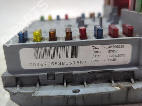 Sikringsdose FIAT STILO (192_) 1.9 JTD (192_XE1A) | BP26922515E1 