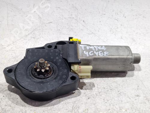Used Right rear window motor HYUNDAI TRAJET (FO) 2.0 CRDi (113 hp) 30383143