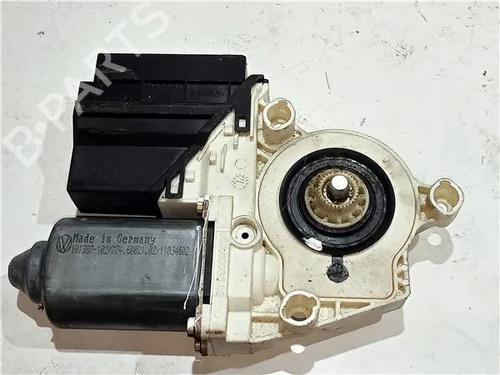 Rudehejsemotor forskærm venstre SEAT IBIZA III (6L1) 1.9 TDI (131 hp) 23911120