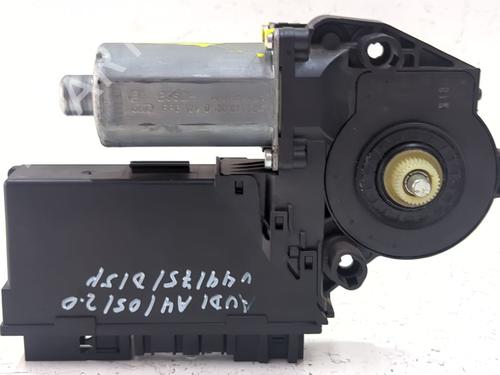 right-front-window-motor-audi-a4-b7-8ec-2004-2005-2006-2007-2008-2009-37694755 main image