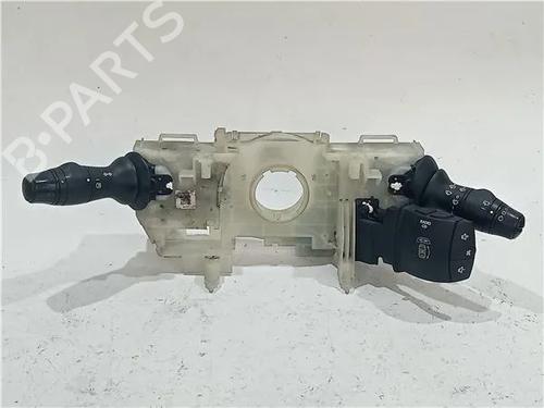 Used Switch RENAULT MEGANE III Hatchback (BZ0/1_, B3_) 1.5 dCi (86 hp) 23911660