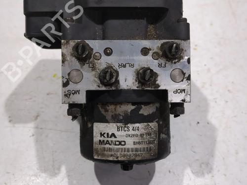ABS Bremseaggregat KIA CARENS II MPV (FJ) 2.0 CVVT (139 hp) 23926437