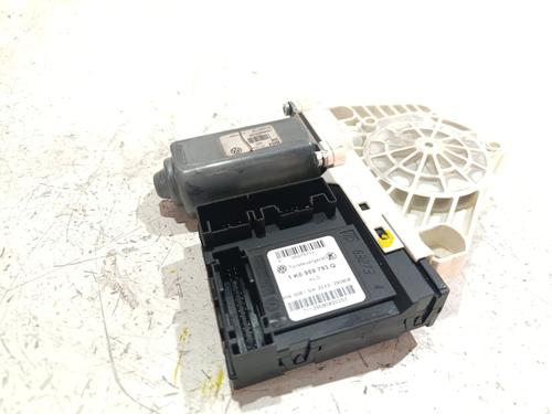 Left front window motor VW GOLF VI (5K1) 2.0 TDI | BP38873450E21 - Image 4