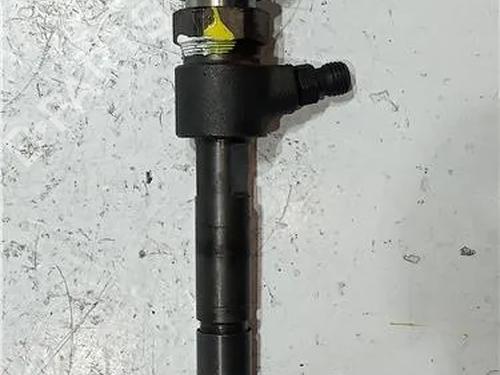 Injecteur ALFA ROMEO 156 (932_) 2.0 16V T.SPARK (932A2) (155 hp) 23916360