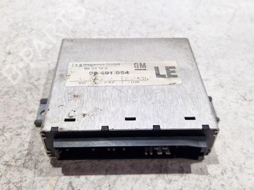 Used Electronic module OPEL OMEGA B (V94) 2.0 DTI 16V (F69, M69, P69) (101 hp) 30412219