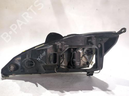Right headlight FORD FOCUS I (DAW, DBW) 1.6 16V | BP29998799C29 