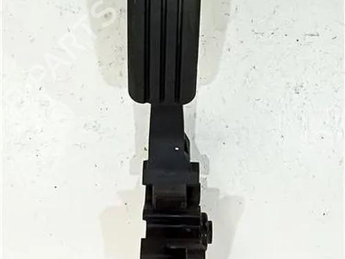 Pedal RENAULT MEGANE III Hatchback (BZ0/1_, B3_) 1.5 dCi | BP23908207I4 