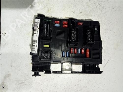 Used Fuse box Fuse box PEUGEOT PARTNER Box Body/MPV 1.6 HDi 16V 4x4 (90 hp) 39588243 39588243