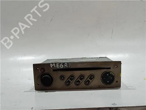 Used Radio RENAULT MEGANE II Saloon (LM0/1_) 1.5 dCi (LM1E) (106 hp) 23914075