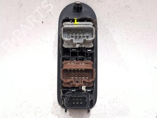 Left front window switch RENAULT MEGANE II (BM0/1_, CM0/1_)  | BP28530178I27