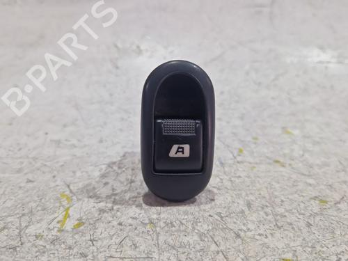 Used Right front window switch Right front window switch PEUGEOT 1007 (KM_) 1.6 16V (109 hp) 34125706 34125706