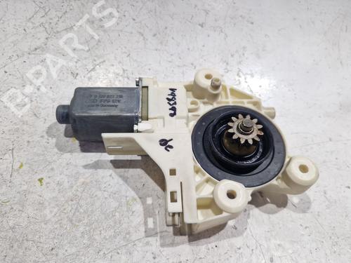 Used Right front window motor FORD FOCUS II (DA_, HCP, DP) 1.8 TDCi (115 hp) 32656698