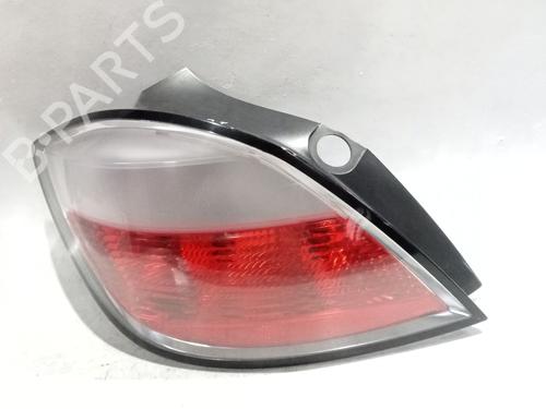 left-taillight-opel-astra-h-a04-2004-2005-2006-2007-2008-2009-2010-2011-2012-2013-2014-31707050 main image