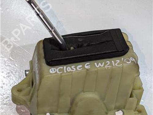 Used Gear lever MERCEDES-BENZ E-CLASS (W212) E 220 CDI / BlueTEC (212.001, 212.002) (170 hp) 24123643