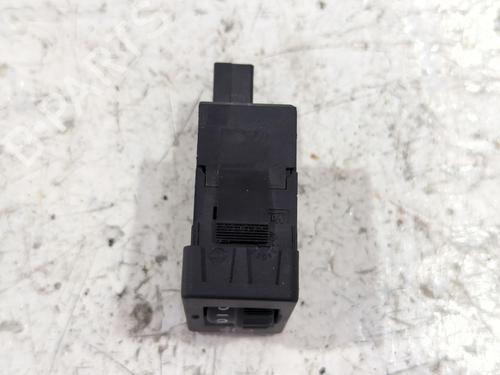 Headlight adjuster motor CITROËN BERLINGO MULTISPACE (B9) 1.6 HDi 110 | BP36767078E19 - Image 2