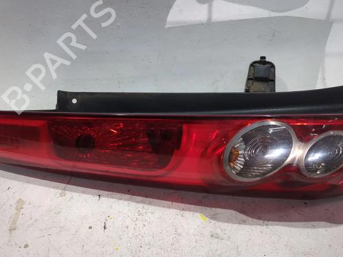 Used Left taillight FORD FIESTA V (JH_, JD_) 1.4 TDCi (68 hp) 27833386