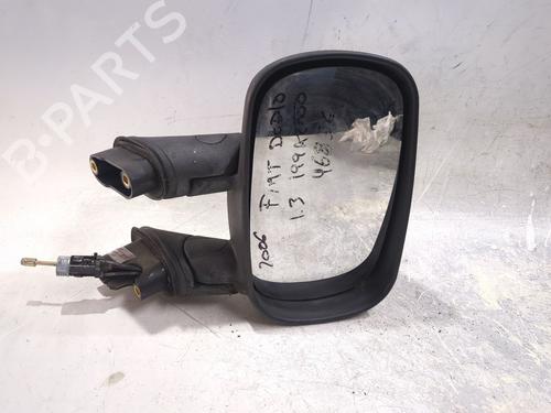 Używane Lusterko boczne prawe FIAT DOBLO Box Body/MPV (223_) 1.3 D Multijet (75 hp) 29885372