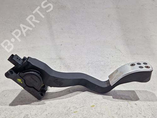 Used Pedal PEUGEOT 307 CC (3B) 2.0 HDi 135 (136 hp) 29876619