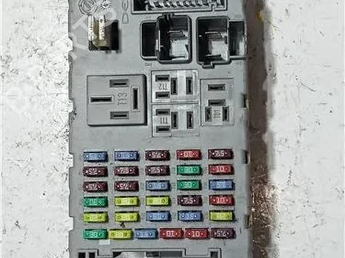 Fuse box ALFA ROMEO 159 (939_) 1.9 JTDM 16V (939AXC1B, 939AXC12) | BP23915468E1 - Image 3