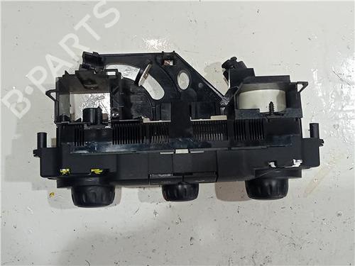 Climate control SEAT LEON (1P1) 2.0 TDI 16V | BP23922738I5 