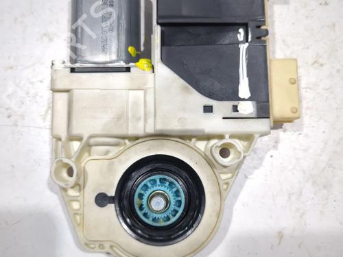 Used Right front window motor CITROËN C5 I (DC_) 2.2 HDi (DC4HXB, DC4HXE) (133 hp) 24968149
