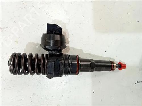 Injector VW GOLF IV (1J1) 1.4 16V | BP23931207M100