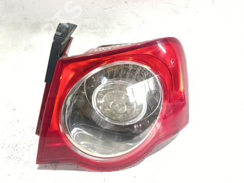 Right taillight VW PASSAT B6 (3C2) 2.0 TDI | BP38728710C35 - Image 2