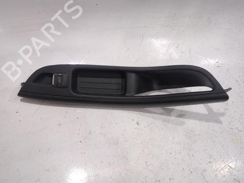 Used Right front window switch FORD FOCUS III 1.5 TDCi (120 hp) 30697943
