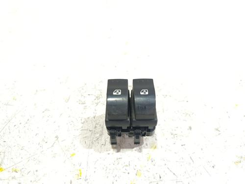 Used Left front window switch Left front window switch RENAULT LAGUNA II (BG0/1_) 1.9 dCi (107 hp) 39650188 39650188