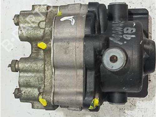 ABS Bremseaggregat FORD MONDEO III Saloon (B4Y) 2.0 16V (146 hp) 23920129