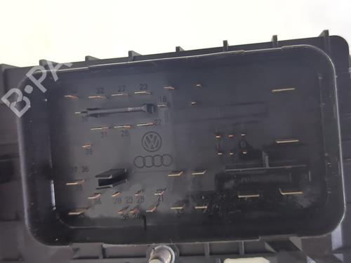 Fuse box VW SCIROCCO III (137, 138) 2.0 TFSI | BP39980983E1 - Image 2